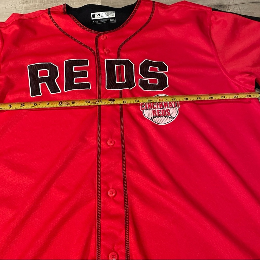 True Fan MLB Cincinnati Reds Button Down Jersey Xl Genuine Merchandise EUC! - Picture 2 of 5